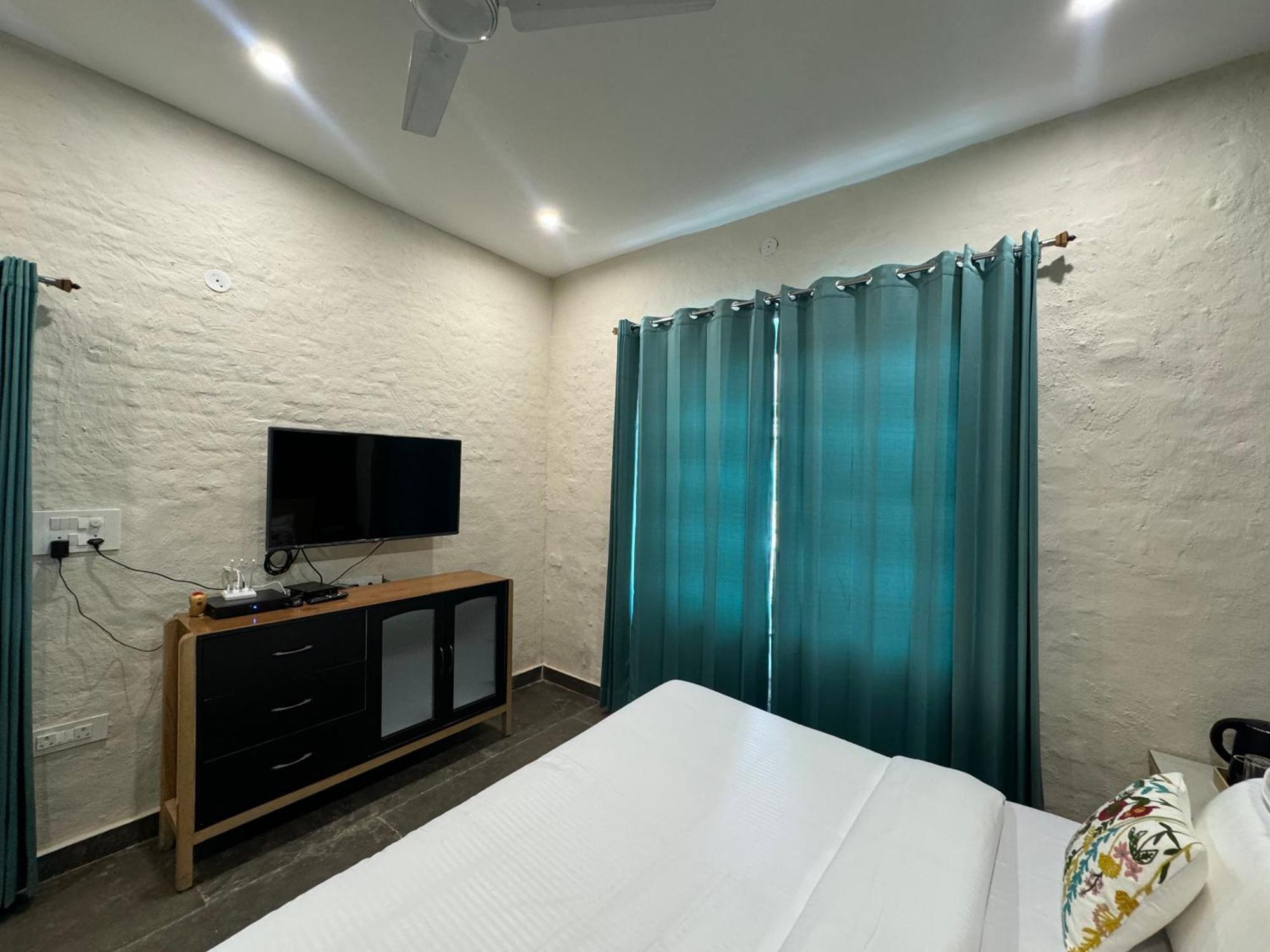 Cliff House, 3Br Lux Farmhouse 2Km To Rajpur Road Dehradun Dış mekan fotoğraf