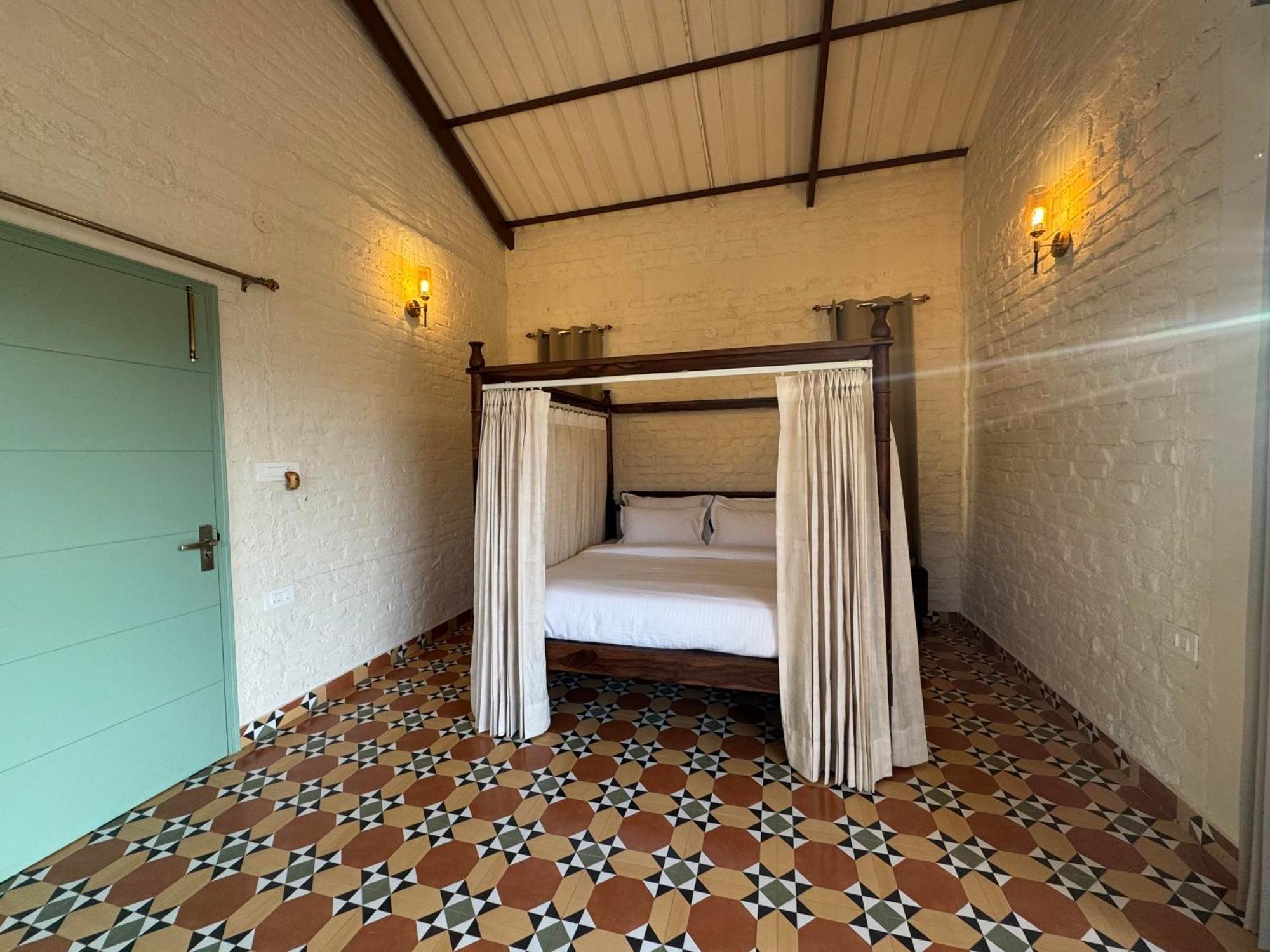 Cliff House, 3Br Lux Farmhouse 2Km To Rajpur Road Dehradun Dış mekan fotoğraf